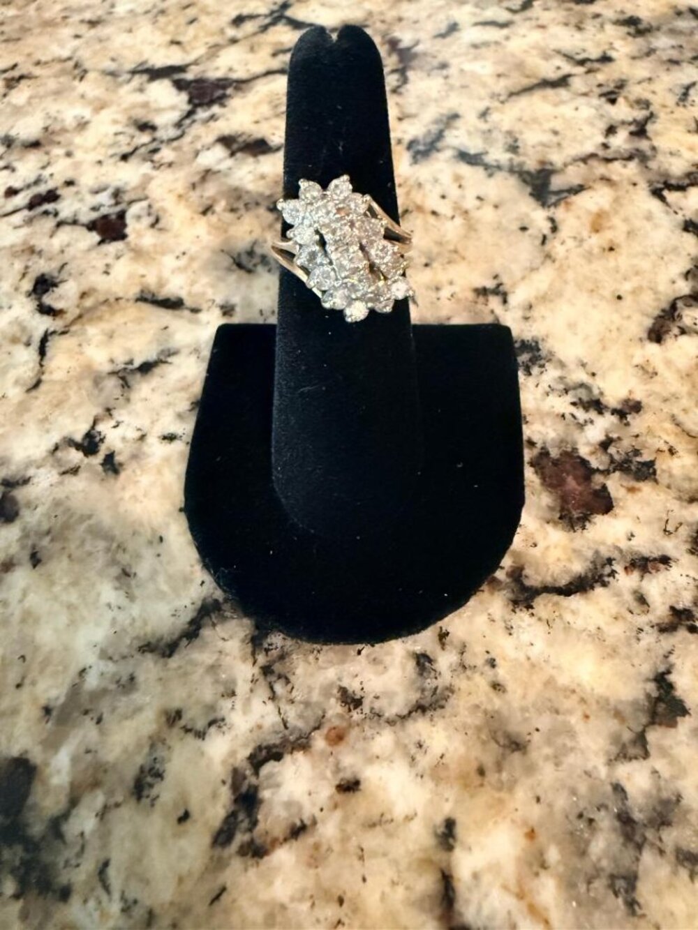 Diamond Ring - Picture 2 of 2